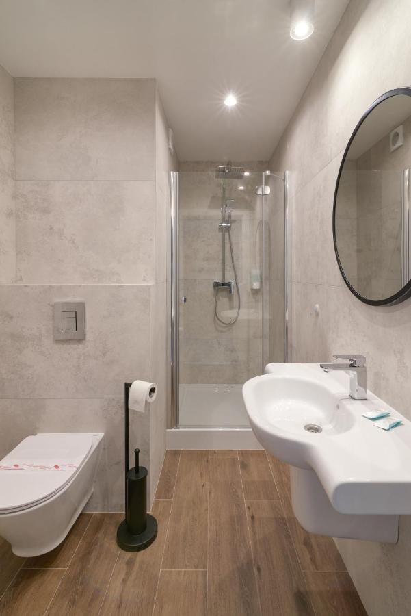 Hotel Renesans Zamość Esterno foto