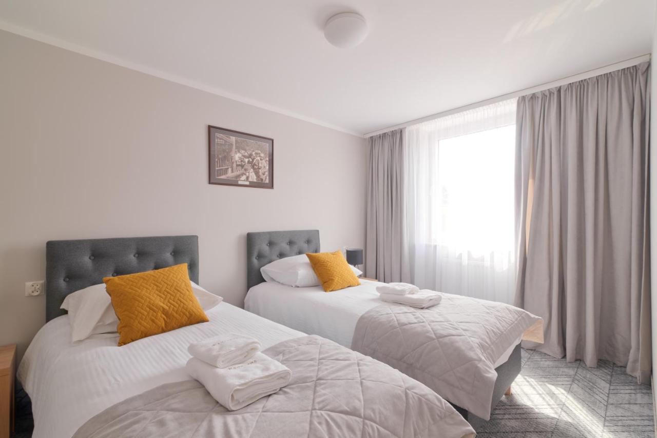 Hotel Renesans Zamość Esterno foto